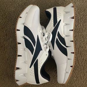 Reebok Dynamica 2.0 Sneaker Size 9.5